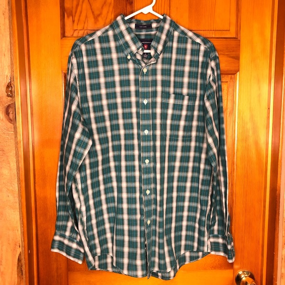 Saddlebred Other - Easy care Saddlebred green/ white plaid button down size MEDIUM cotton/polyester